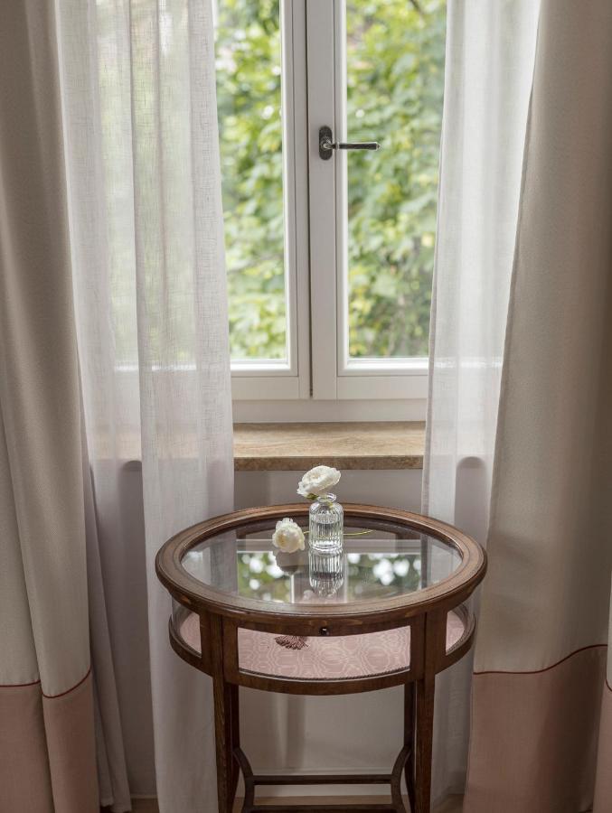 Aparthotel Villa Helvetia Vintage Suites&Breakfast Merano Esterno foto