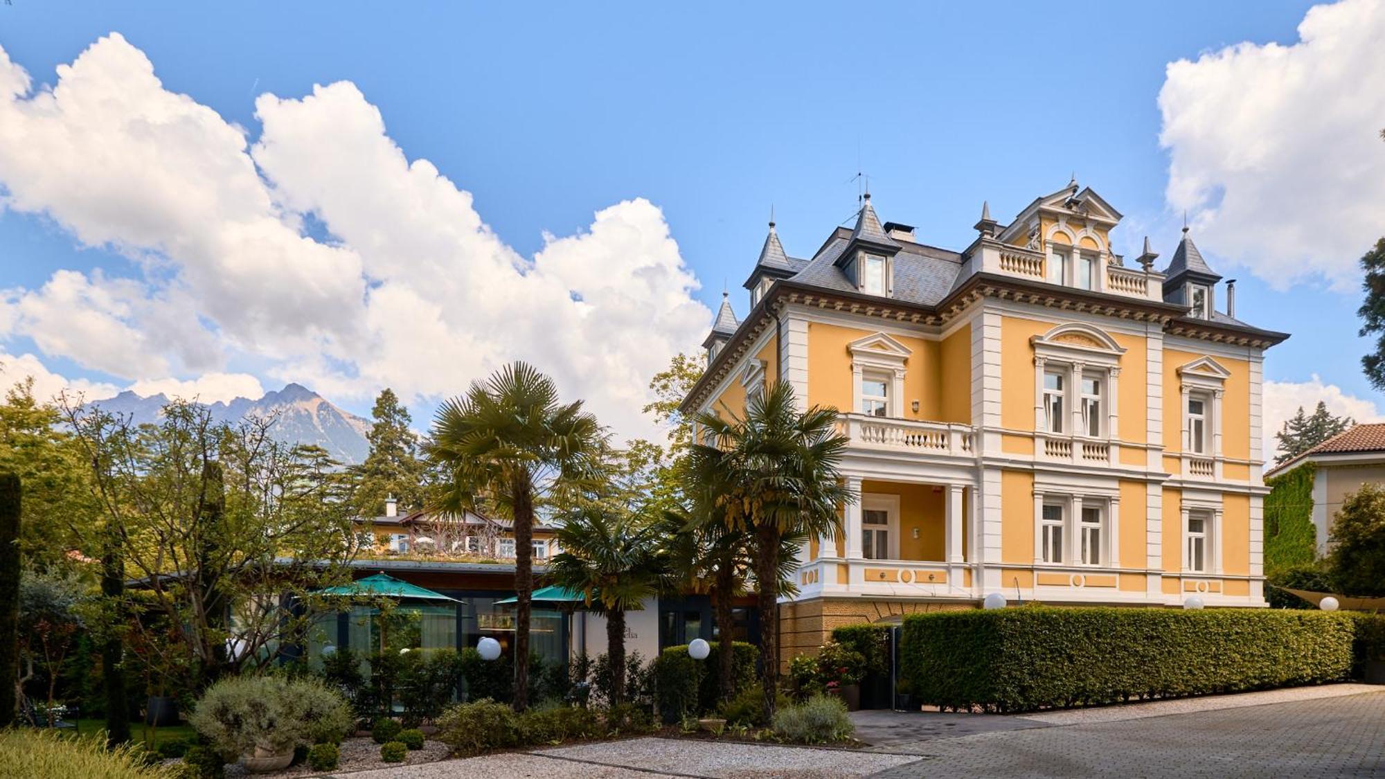 Aparthotel Villa Helvetia Vintage Suites&Breakfast Merano Esterno foto